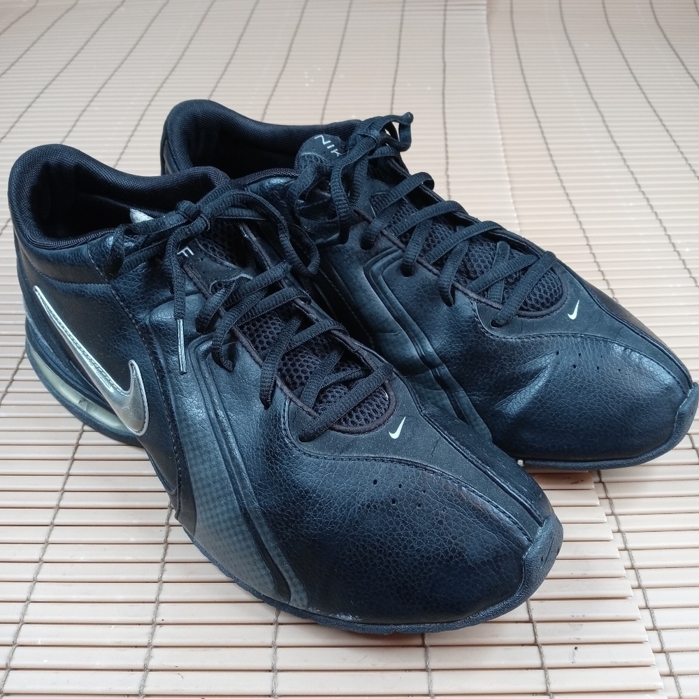 Nike Mens Black Size 10.5 Reax TR III 3 Shoes Runn